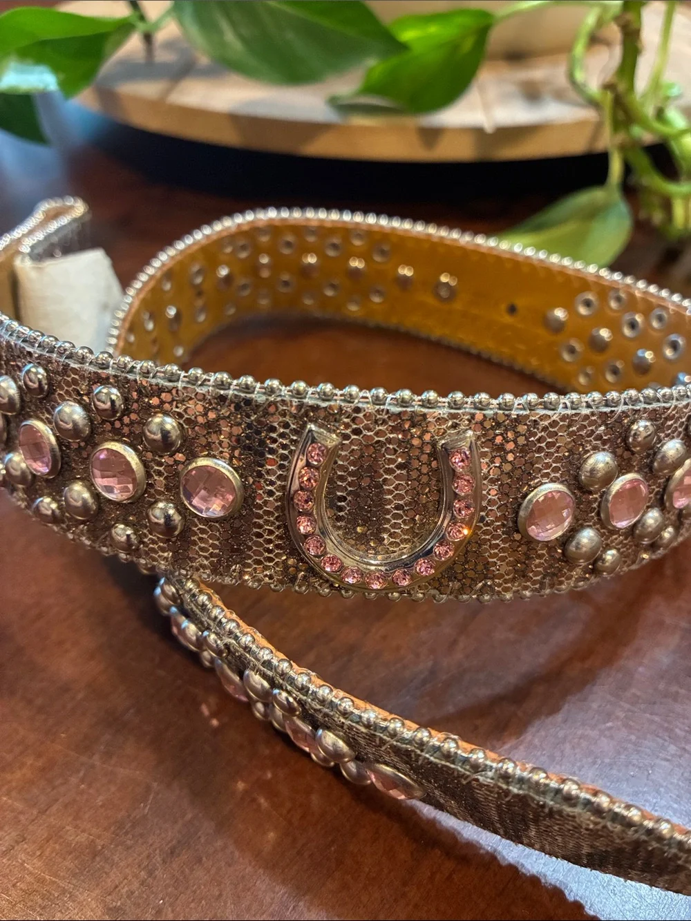 New Girls Size 20 Nocona Pink Studded Leather Belt w/ Horseshoe Crystals (ABBA)